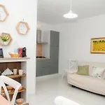 Karlin's House - Diffuso 3*