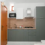 Karlin's House - Diffuso