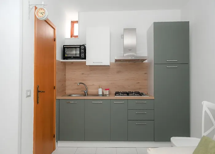 Karlin's House - Diffuso